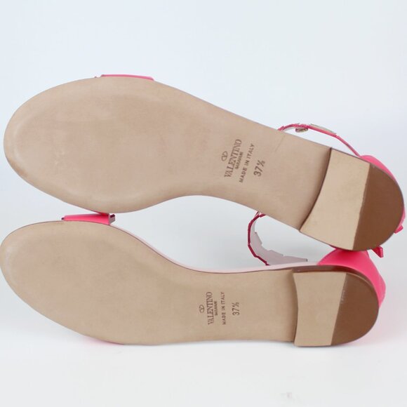 NEW VALENTINO GARAVANI Pink Leather Sandals - Chic Style From Office to Weekend - Picture 14 of 15